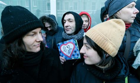 ‘propaganda’ By Gays Faces Russian Curbs Amid Unrest The New York Times