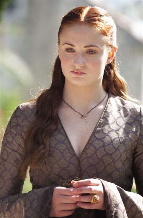 sophie turner weight height and age