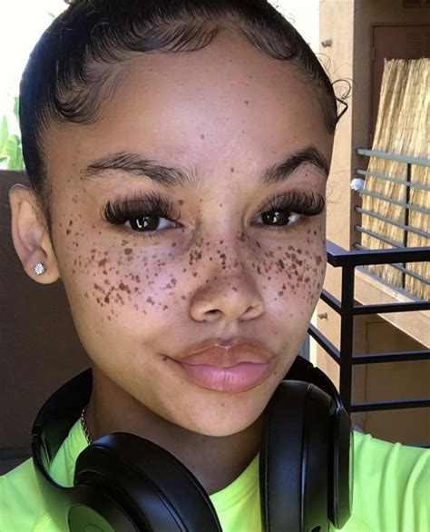𝐏𝐈𝐍𝐓𝐄𝐑𝐄𝐒𝐓 𝐓𝐫𝐨𝐩𝐢𝐜 𝐌 🌺 beautiful freckles black girls with freckles