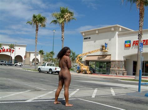 andrea butt naked in public shesfreaky