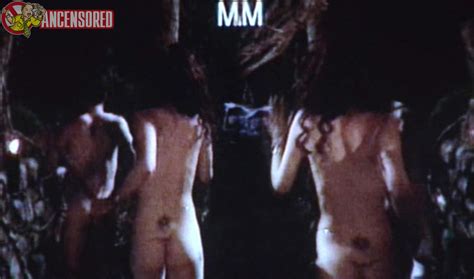 naked erica leerhsen in book of shadows blair witch 2