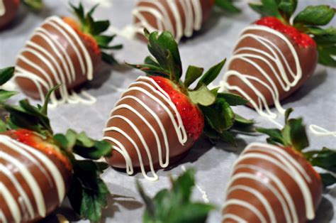 luscious chocolate covered strawberries  dessert spot
