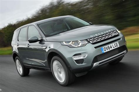land rover discovery sport review  present  car