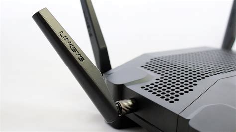 linksys wrt  gaming router hardware review cgmagazine