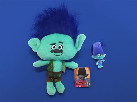 trolls dreamworks  character guide  bios