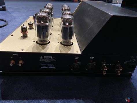 conrad johnson premier  vacuum tube power amplifier photo   audio mart