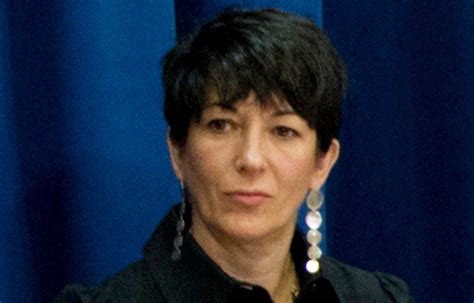 lawyers for ghislaine maxwell want to keep naked photos and sexualised