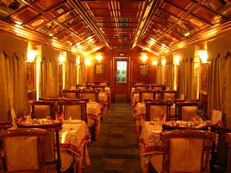 7 best luxury trains of india