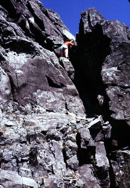 skye hills  mountains scotland mountain guide  mountain guide