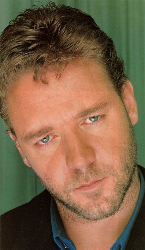 russell crowe russell crowe actors famous faces