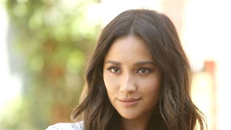 Here S The Sweet Souvenir Shay Mitchell Kept From The Pretty Little