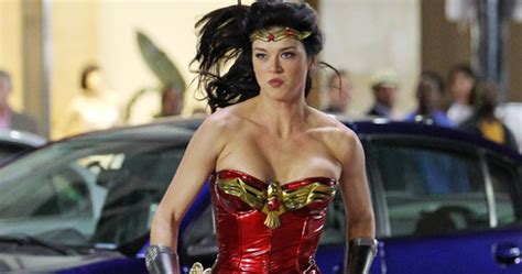 New Wonder Woman Show Is Scrapped