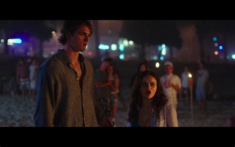 the kissing booth review popsugar entertainment
