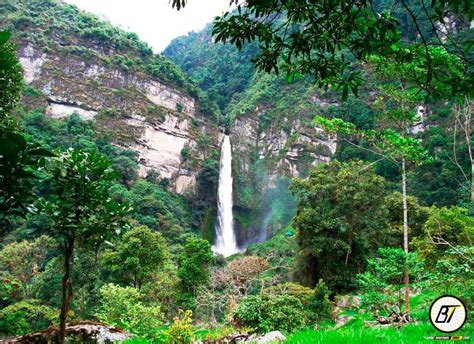 chorrera waterfall  hiking   bogota tallest waterfall