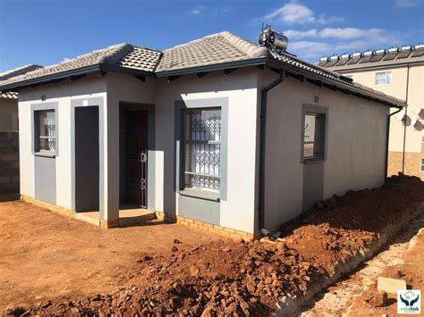 house  sale  clayville ext  midrand gauteng