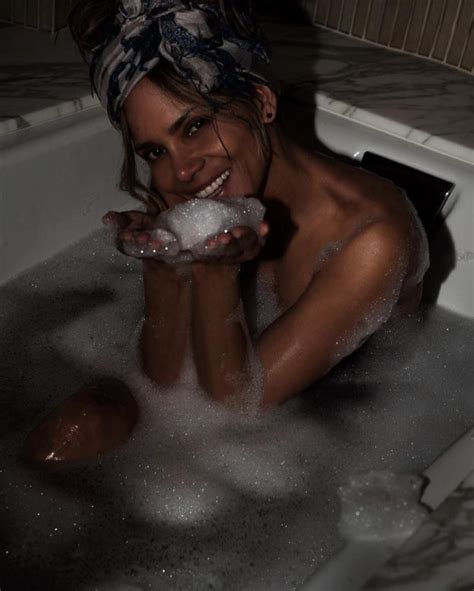 Halle Berry Nude And Naked Leaked Photos And Videos