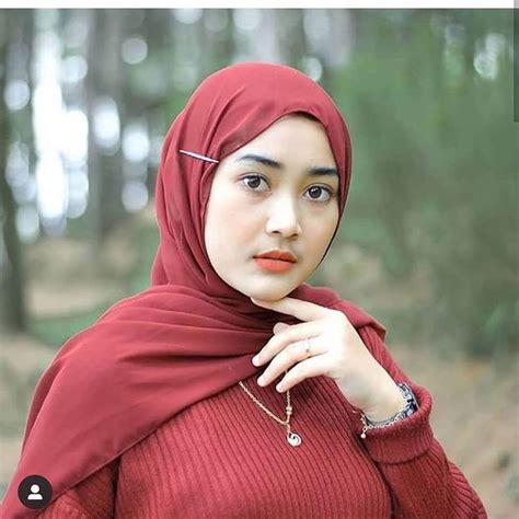 Pin Oleh Little Tora Di Hot Girlz Di 2020 Gaya Hijab