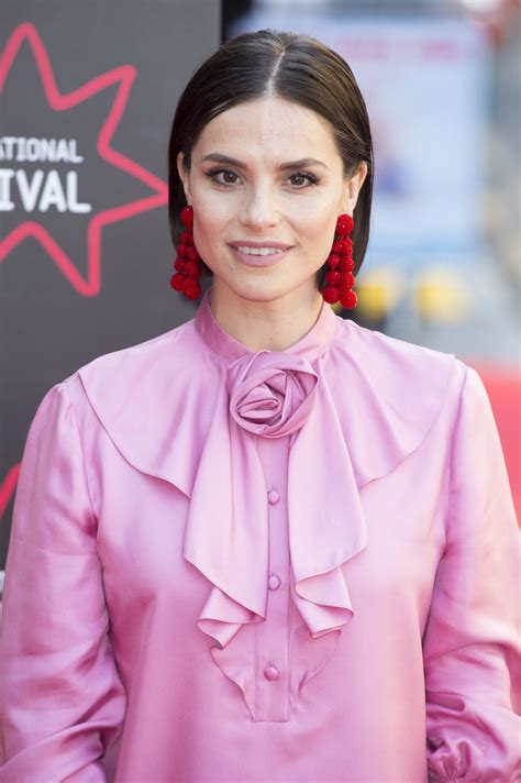 charlotte riley swimming with men premiere at eiff 2018