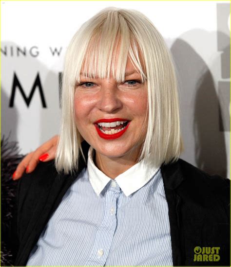 sia has shown her face many many times without a wig photo 3877810