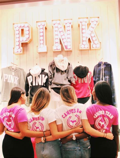 Pin By Brittany Cano On Grl Pwr Meet Up Vspink Vs Pink Campus Cute