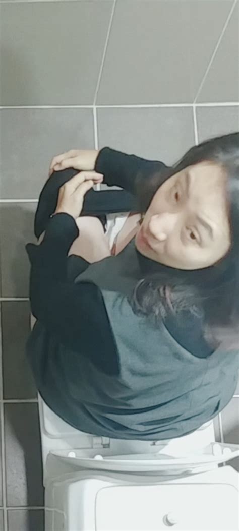 Korean Teacher Toilet Voyeur