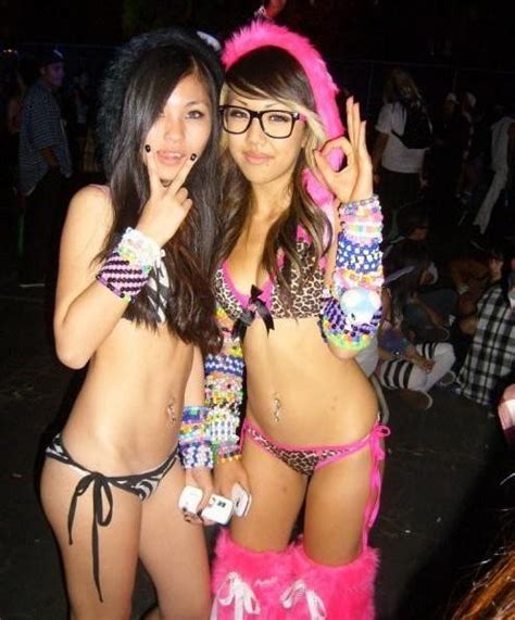 party girls 2 33 photos rave party girls lurk and perv