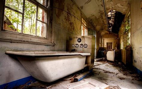 Photographer Mark Davis Visits Abandoned Psychiatric Wards To Create