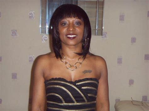 lady341 58 from camberley is a mature woman looking for a sex date mature sex date