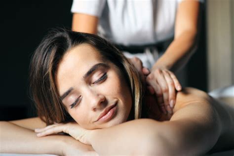 sports massage swedish hot stone deep tissue cupping massage