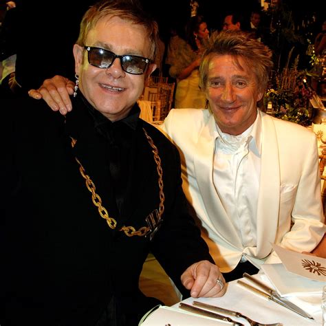 Rod Stewart Mocks Elton John S Retirement Tour It Stinks Of Selling