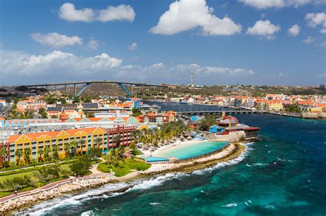 visit willemsted  curacao  cunard