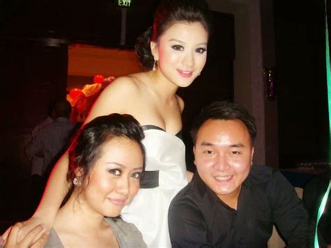 arloo s myanmar model gallery wut hmone shwe yee birthday girl 2011