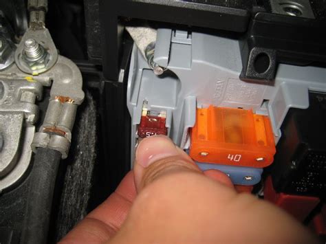 fiat  electrical fuse replacement guide