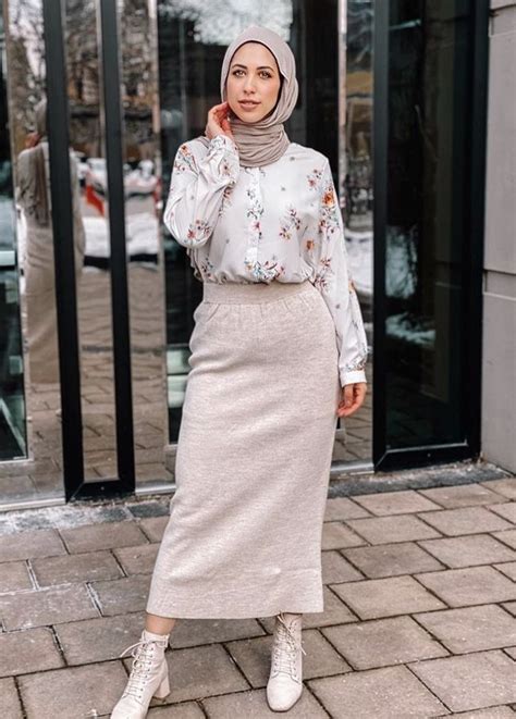Pin By Sana On Hijabi Style Modern Hijab Hijabi Women Wear
