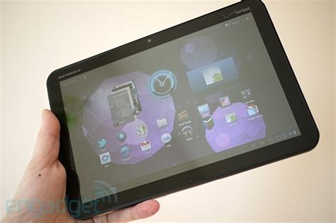 motorola s sanjay jha hints at a 7 inch tablet before the end of the year foresees tablet