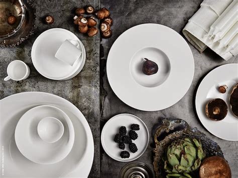 inspiration for your home autumn table styling with dark