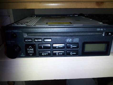 buy hyundai stock radio cd player stereo model hkus great condition  cleveland