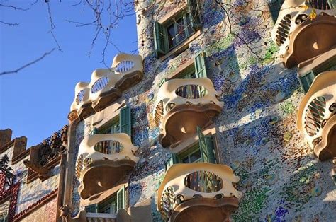 maravillas de la arquitectura de barcelona  tienes  ver