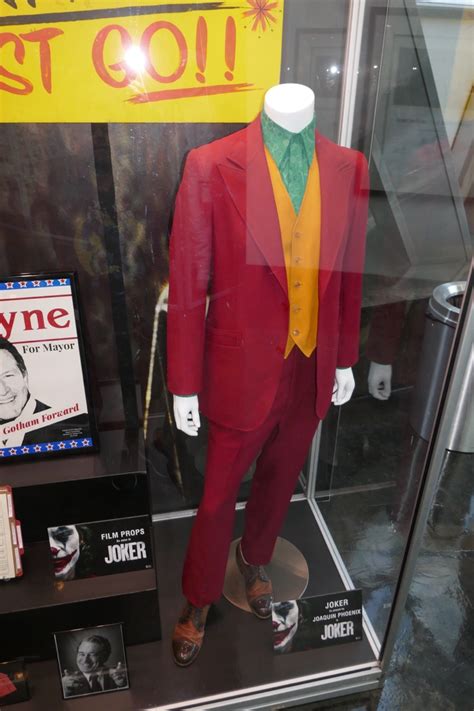 hollywood  costumes  props joker  costume worn  joaquin