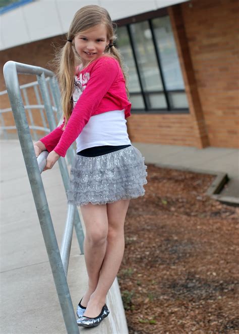 pose child modeling mag junior fashion experts april