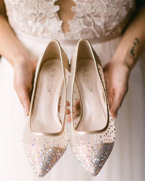 sparkly wedding shoes  brides   budget rustic wedding chic