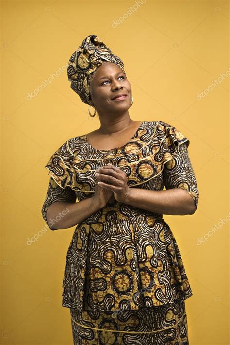 pictures african attire woman in african attire