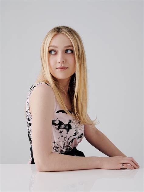 Dakota Fanning Image