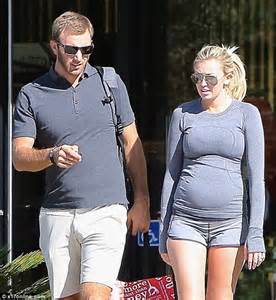 pregnant paulina gretzky shows   baby bump  hotpants daily mail