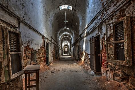 amazing abandoned  prisons  jails