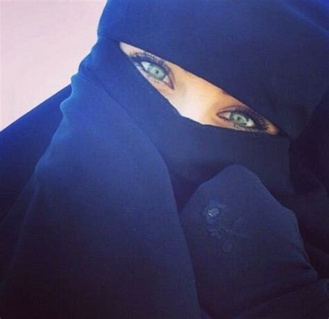 best 25 niqab ideas on pinterest arabian nights costume arab fashion and niqab eyes