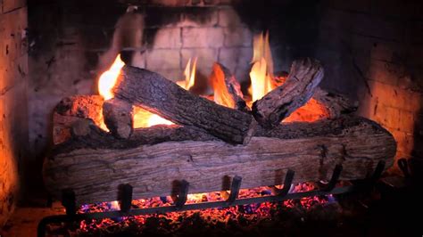 crackling fireplace video    crackling fire christmas wallpaper