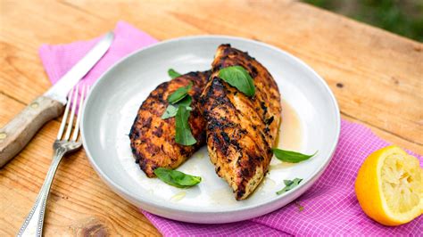 Grilled Chicken Breast In Three Simple Steps The New York Times