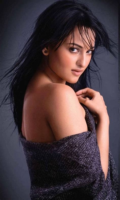 7 Awesome Pics Of Sonakshi Sinha Bollywood Latest Actress Actors