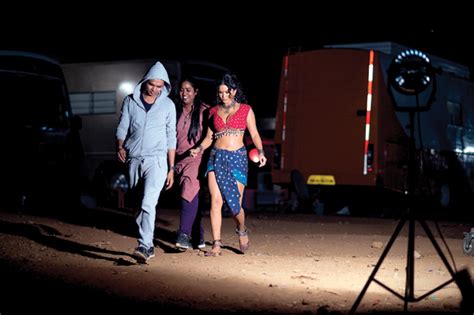 in pictures behind the scenes of bollywood film shoots